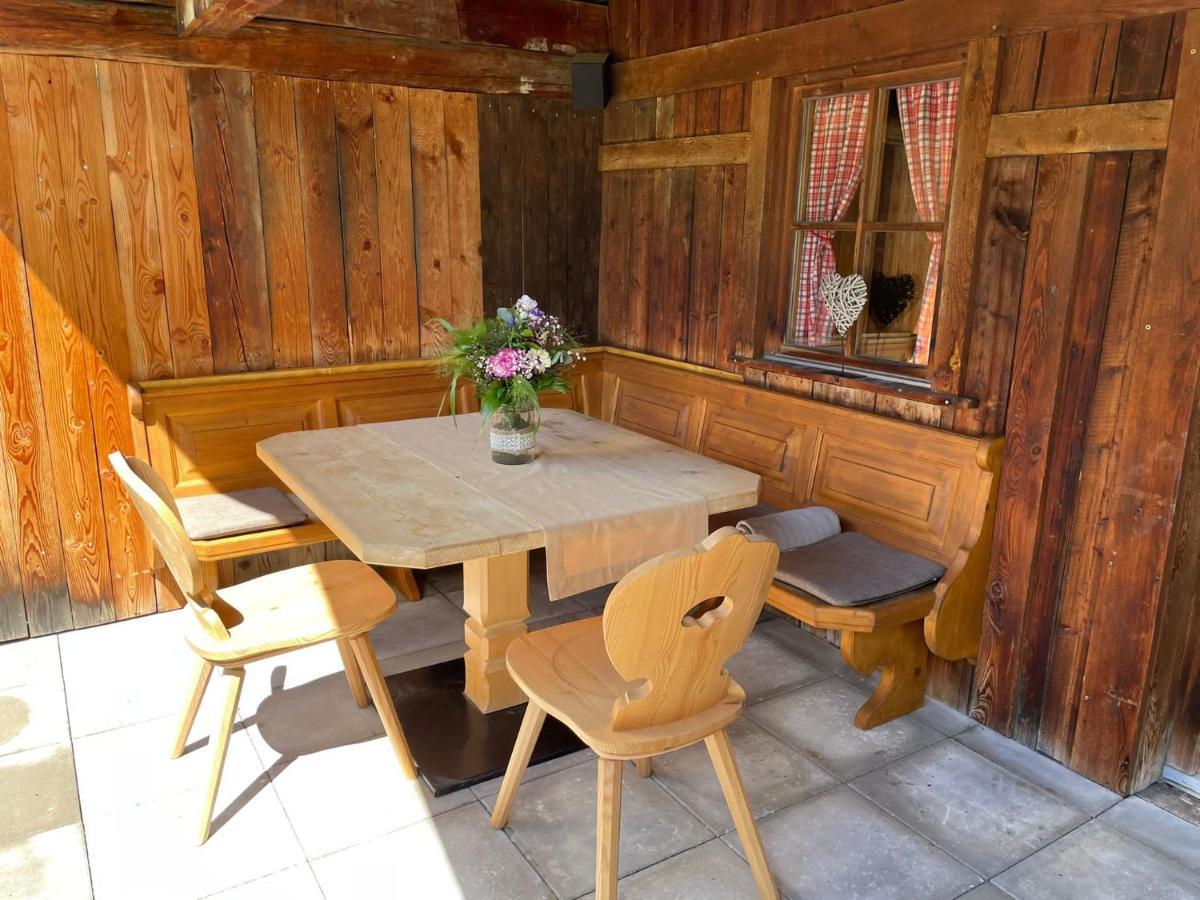Apart Luibisblick Sankt Leonhard im Pitztal Esterno foto